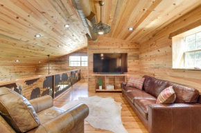 Early Cabin with Deck about 20 Mi to Lake Brownwood!